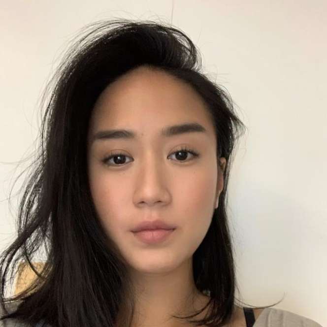 7 Potret Renatta Moeloek Tanpa Makeup, Parasnya Bikin Susah Kedip!