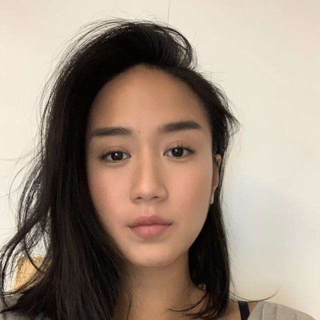7 Potret Renatta Moeloek Tanpa Makeup, Parasnya Bikin Susah Kedip!