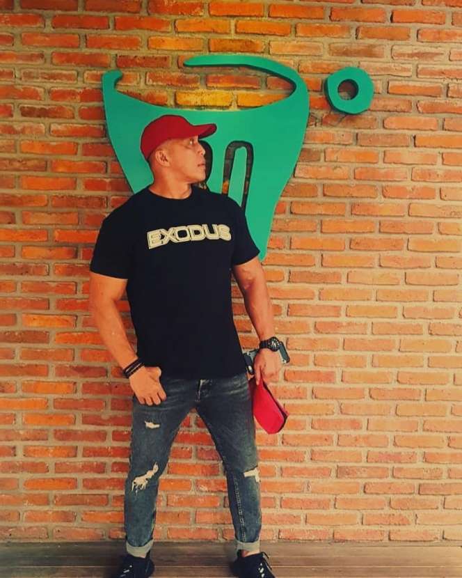 Ingat Bang Tigor `Suami-Suami Takut Istri`? Nekat Nikahi Gadis Muda, Kabarnya Kini Bikin Syok, Ada Berita Duka