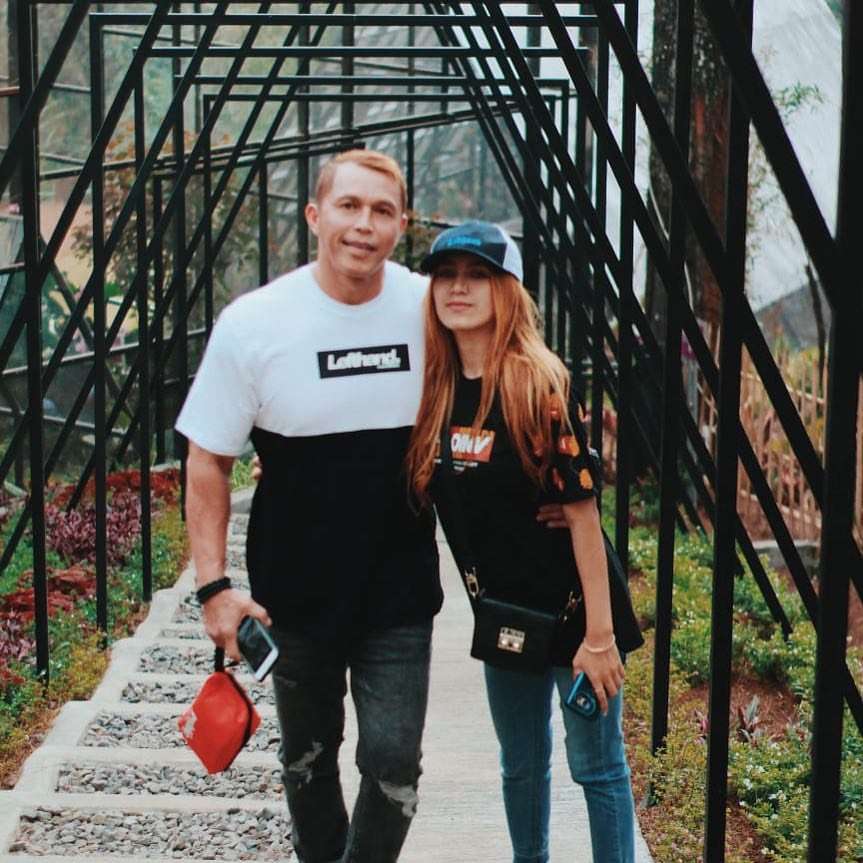 Ingat Bang Tigor `Suami-Suami Takut Istri`? Nekat Nikahi Gadis Muda, Kabarnya Kini Bikin Syok, Ada Berita Duka