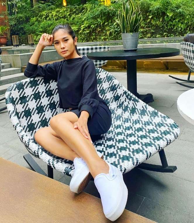 Ingat Garneta Haruni, Artis yang Punya Anak dari Suami Kimmy Jayanti? Dulu Ditinggal Saat Hamil Besar, Kabarnya Kini Bikin Syok!