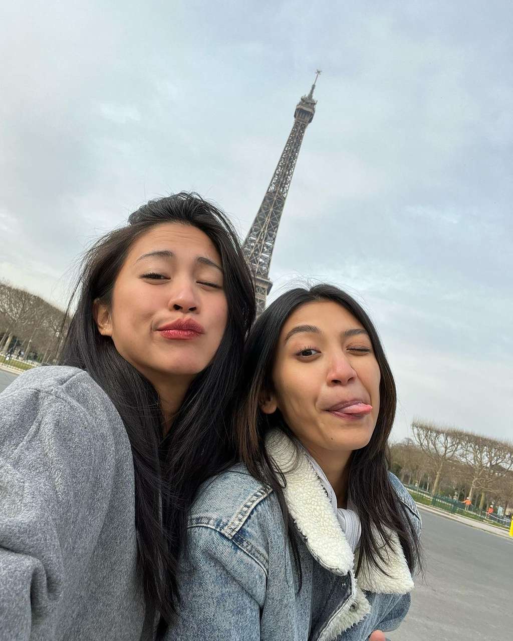 10 Potret Kedekatan Tyna Kanna & Putri Ariel NOAH di Paris, Didoakan Jadi Ibu Sambung!