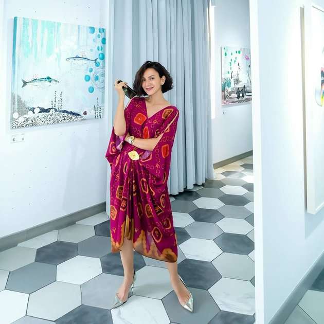 8 Potret Wanda Hamidah yang Kini Ramai Dicibir, Paras Mudanya Justru Bikin Salfok!