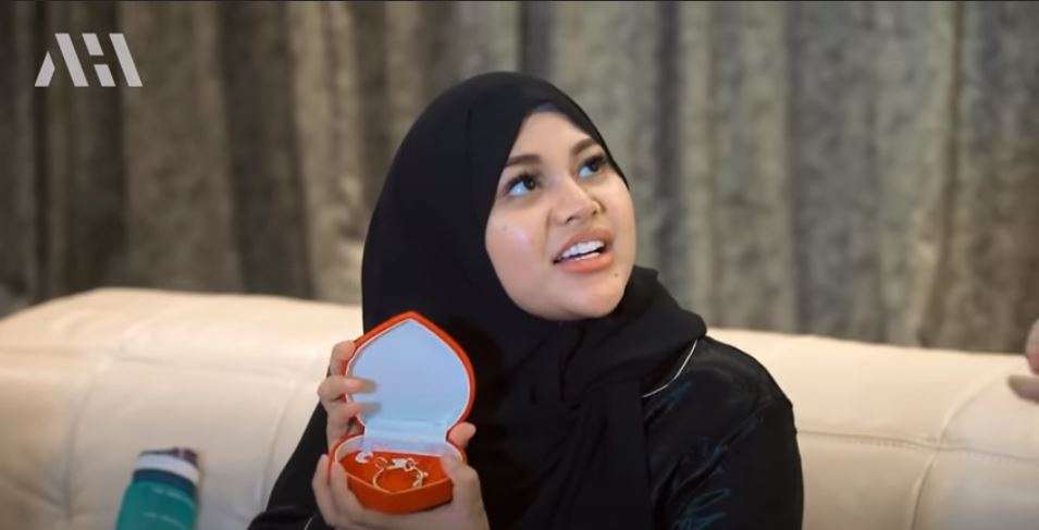 10 Potret Aurel & Atta Unboxing Kado Baby Ameena, Hadiah dari Haji Faisal Paling Ditunggu!