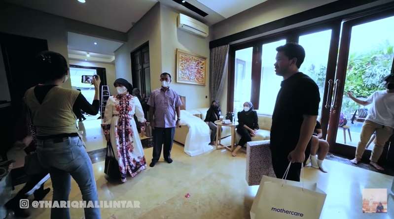 10 Potret Aurel & Atta Unboxing Kado Baby Ameena, Hadiah dari Haji Faisal Paling Ditunggu!