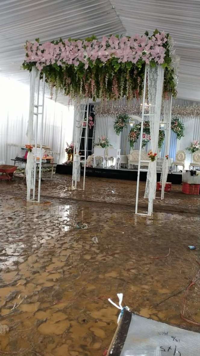 6 Potret Pernikahan Susi dengan Mantan Suami Mawar AFI, Disebut Banyak Kejadian Kurang Enak Bikin Deg-Degan!