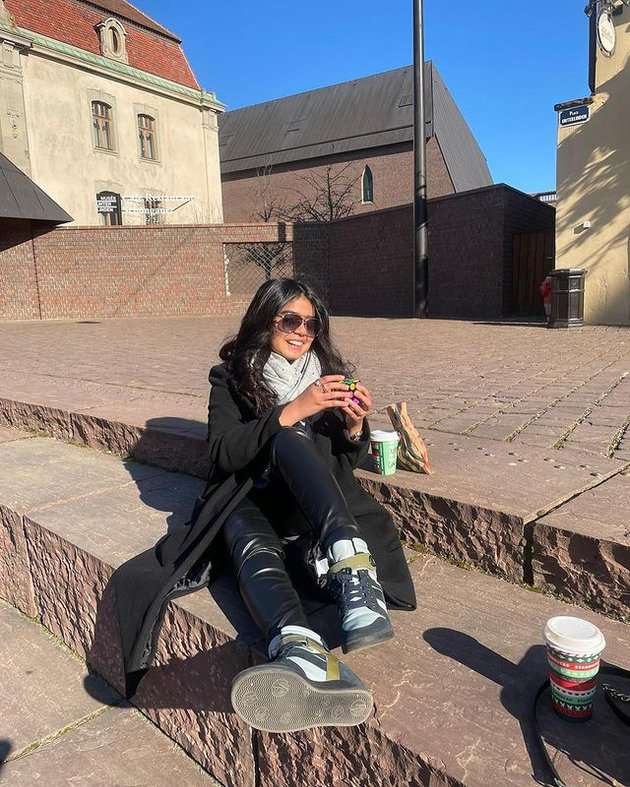8 Potret JP Millenix Jebolan IMB Setelah Dewasa, Dulu Tomboy Kini Cantik Bak Bule Prancis!