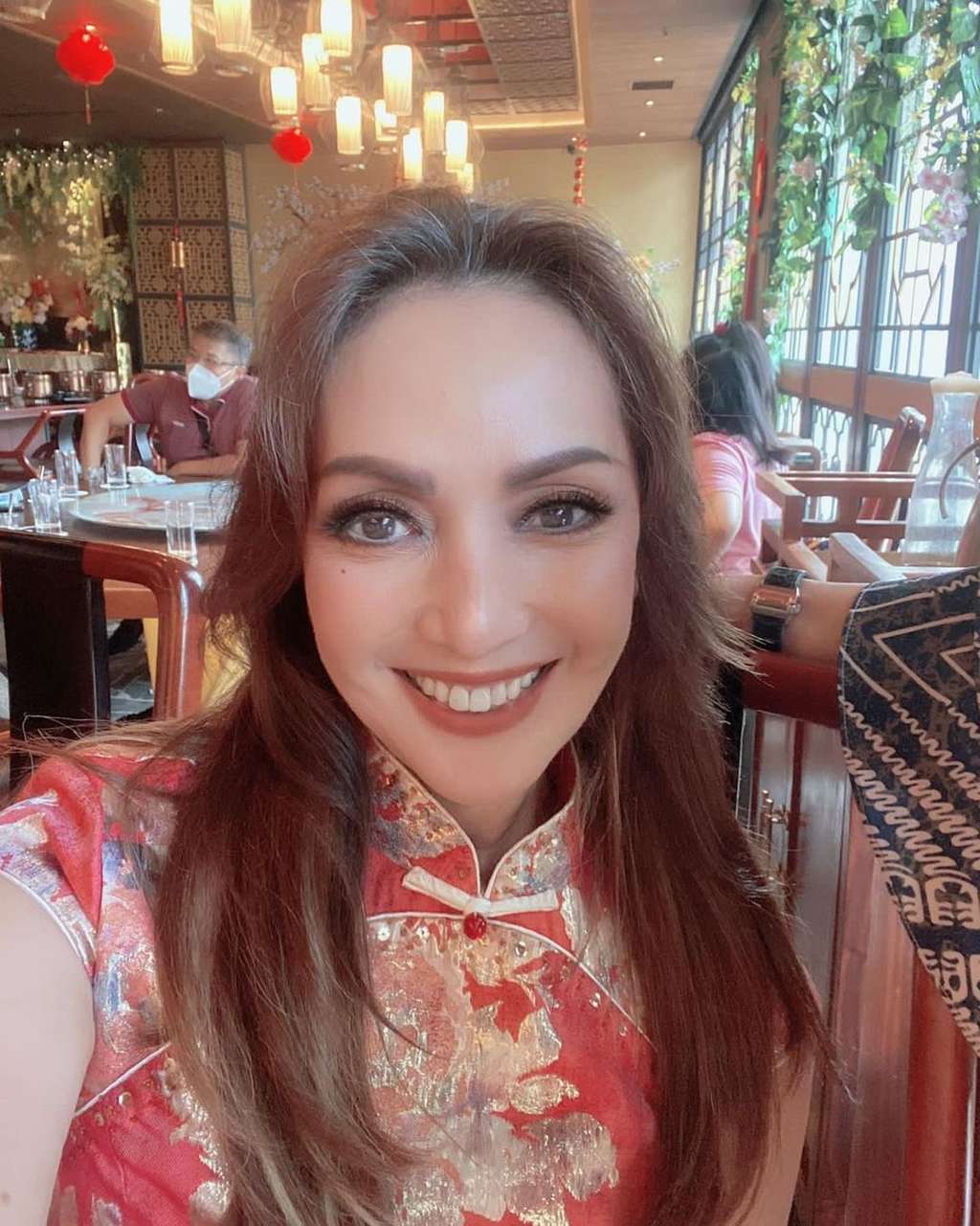 Ingat Ita Mustafa yang Disebut Pacar Pertama Tommy Soeharto? Kini Penampilannya Bikin Pangling, Lihat 7 Potretnya!