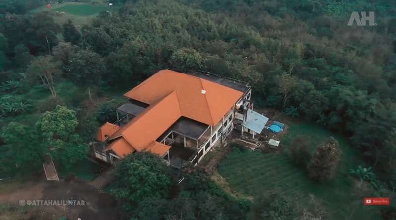 10 Potret Pondok Pesantren Atta Halilintar yang Jarang Terekspos, Super Megah di Pegunungan