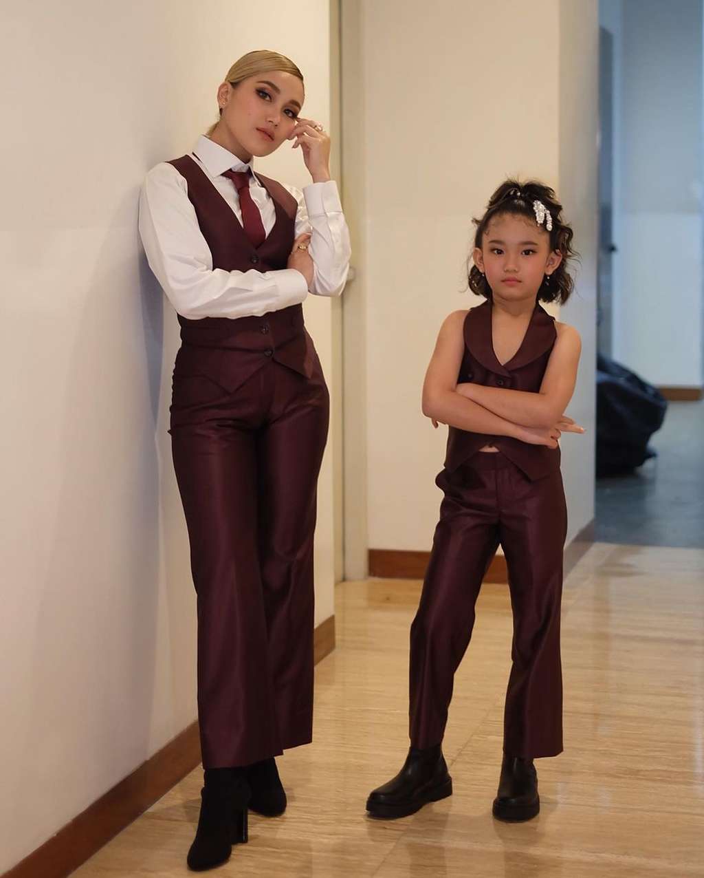 Potret 5 Artis Jadi Single Parent, Telaten Banget Asuh Anak