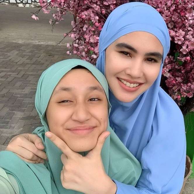 Paras Cantik Putri Ustaz Kondangan, Wirda Mansur Paling Disorot