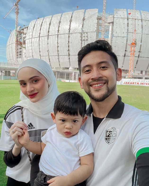 Ingat Selebgram Sabrina Salsabila yang Dihujat Gegara Nikah Muda di Usia 16 Tahun? Kini Jadi Sosialita Tajir Melintir, Lihat 8 Potretnya