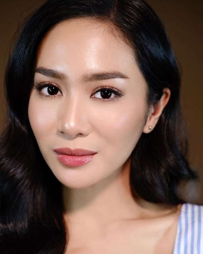 7 Seleb Cantik yang Pernah Pacaran dengan Raffi Ahmad, Bunga Zainal Hingga Yuni Shara