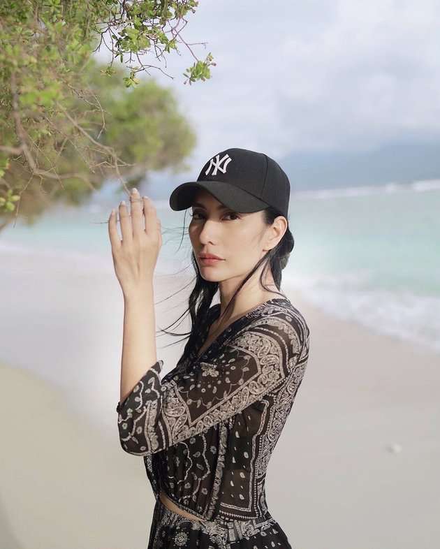7 Seleb Cantik yang Pernah Pacaran dengan Raffi Ahmad, Bunga Zainal Hingga Yuni Shara