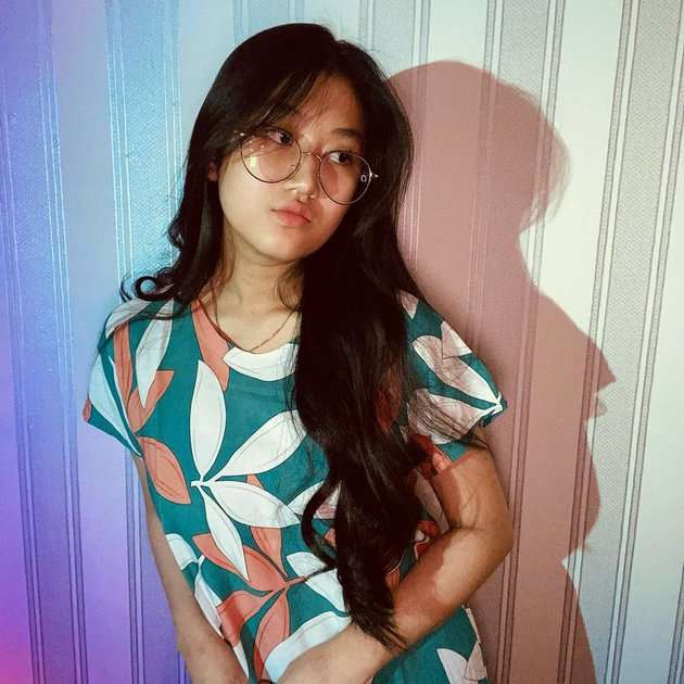 Jarang Tersorot, Cantiknya Cathleen Adik Larissa Chou, Intip 7 Potretnya!