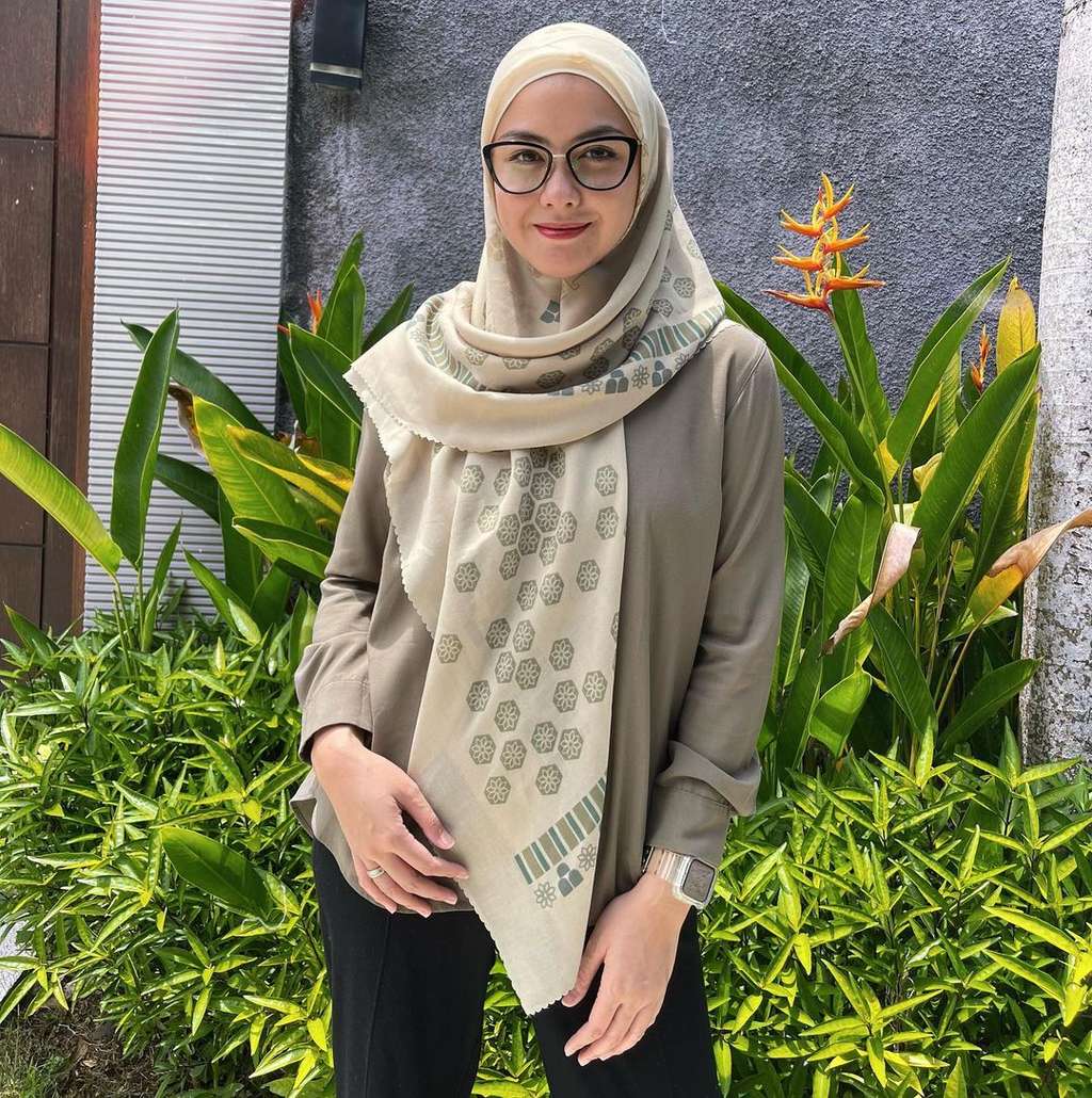 10 Potret Kabar Revalina S Temat, Dulu Terkenal Kini Nasibnya Berubah Usai Vakum Jadi Artis