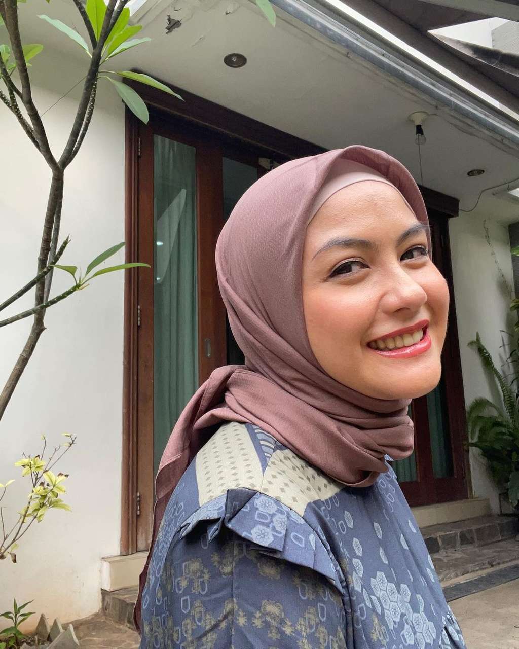 10 Potret Kabar Revalina S Temat, Dulu Terkenal Kini Nasibnya Berubah Usai Vakum Jadi Artis
