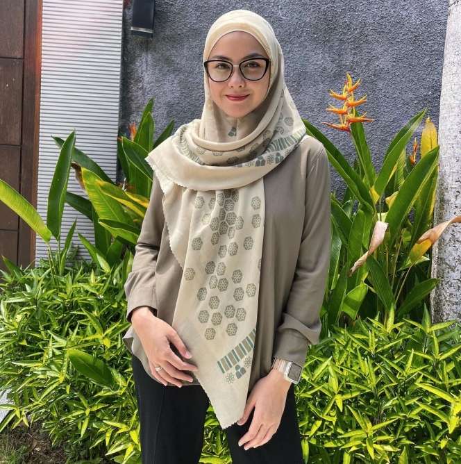 10 Potret Kabar Revalina S Temat, Dulu Terkenal Kini Nasibnya Berubah Usai Vakum Jadi Artis