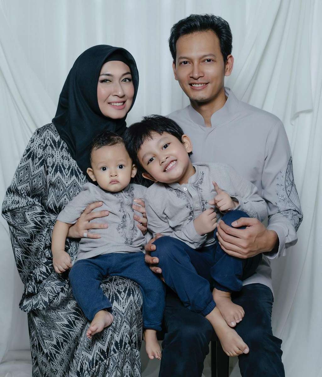 10 Potret Vanny Widyasasti, Istri Cantik Fedi Nuril yang Jarang Tersorot, Ternyata Mantan DJ