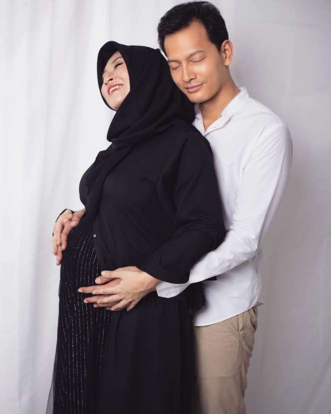 10 Potret Vanny Widyasasti, Istri Cantik Fedi Nuril yang Jarang Tersorot, Ternyata Mantan DJ