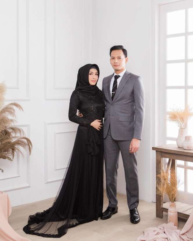 10 Potret Vanny Widyasasti, Istri Cantik Fedi Nuril yang Jarang Tersorot, Ternyata Mantan DJ