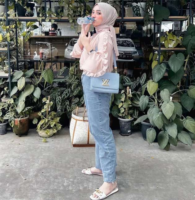 Sederet Koleksi Barang Branded Dinan Nurfajrina Istri Doni Salmanan, Mewah Banget!