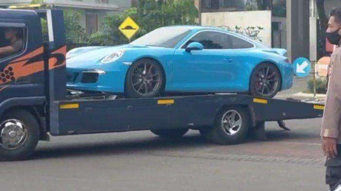 Sederet Momen Aset Doni Salmanan Disita Bareskrim, Ada Mobil Mewah Hingga Belasan Moge!