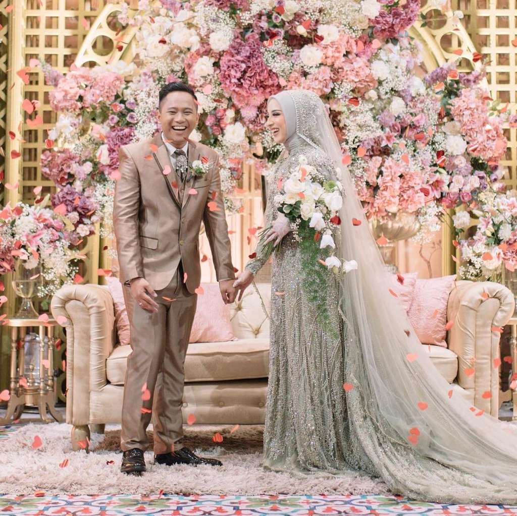 10 Beda Gaya Nikah Doni Salmanan Pertama Vs Kedua, Dulu Sederhana Kini Mewah Banget!