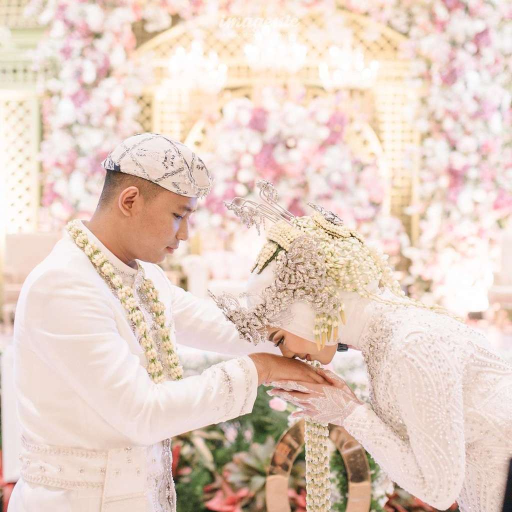 10 Beda Gaya Nikah Doni Salmanan Pertama Vs Kedua, Dulu Sederhana Kini Mewah Banget!