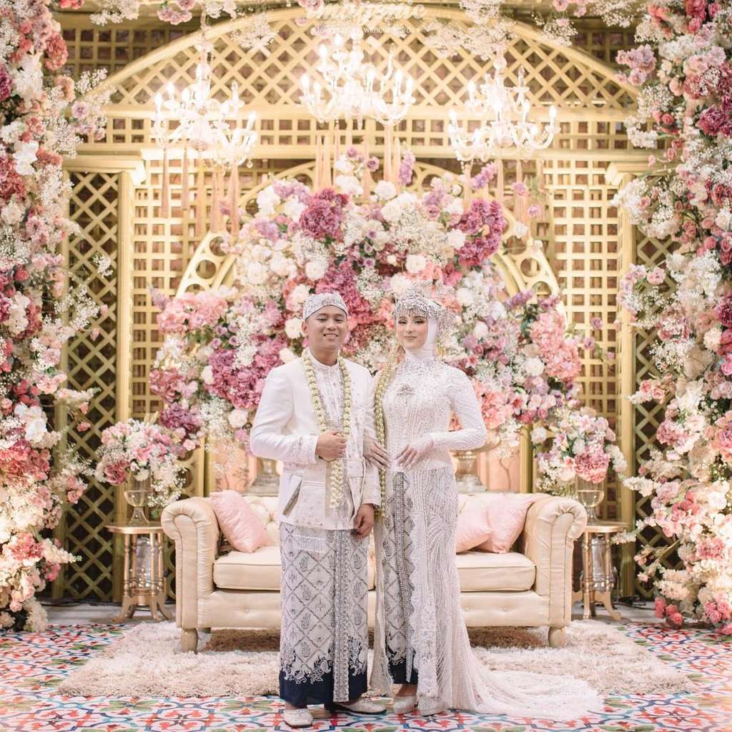 10 Beda Gaya Nikah Doni Salmanan Pertama Vs Kedua, Dulu Sederhana Kini Mewah Banget!