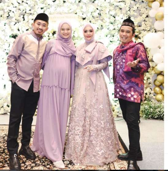 5 Potret Jihan Salsabila Istri Ustaz Syam Hamil Anak Pertama, Pesonanya Bikin Takjub!