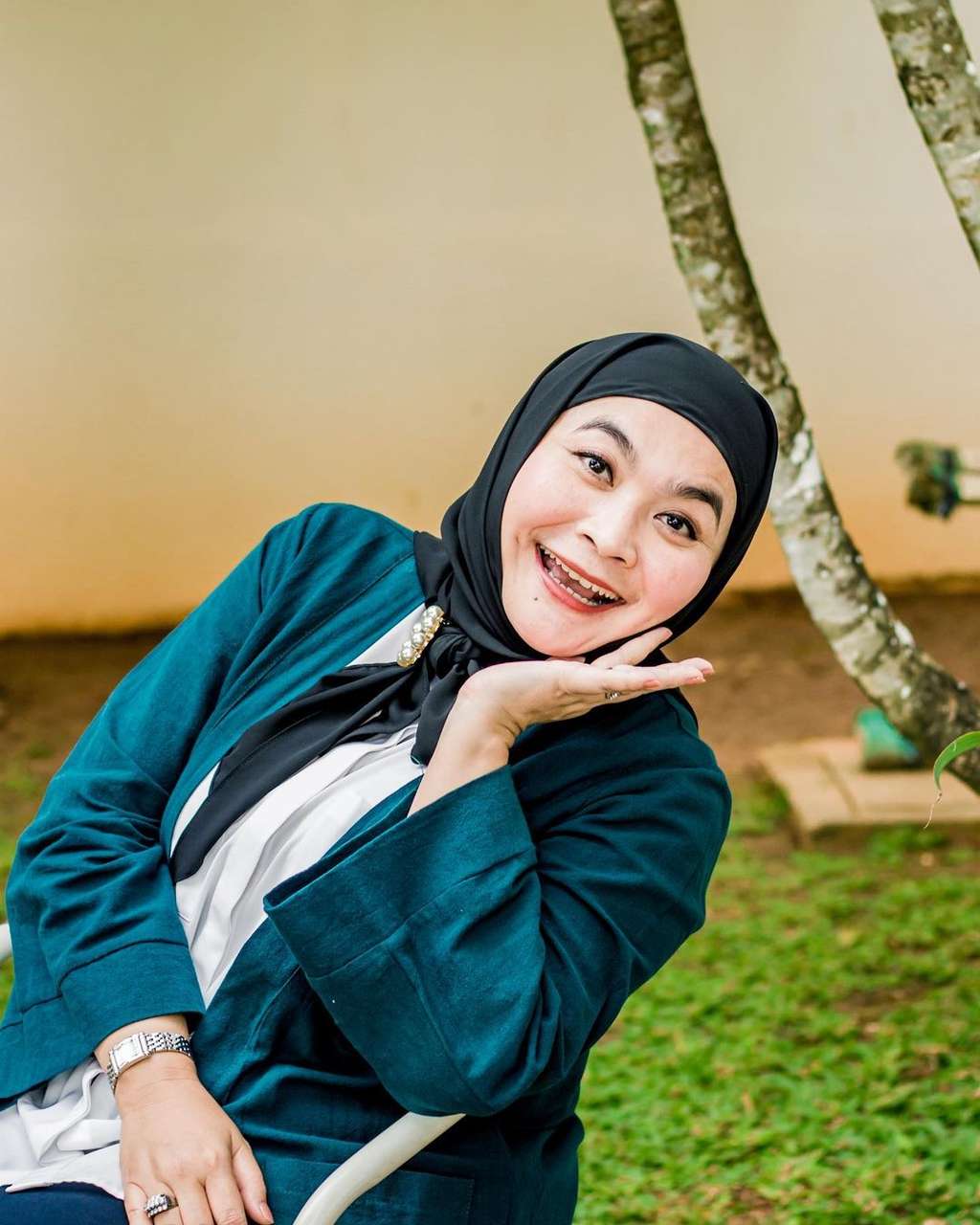 8 Potret Kondisi Hidup Pelawak Ulfa Dwiyanti yang Tak Pernah Tersorot, Tidak Sebahagia di TV