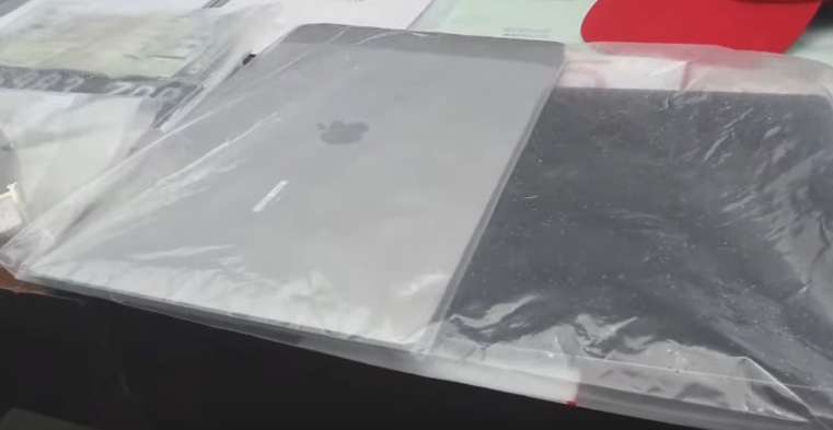 Penampakan Baju, Sepatu dan Tas Mewah sampai Gepokan Uang Doni Salmanan