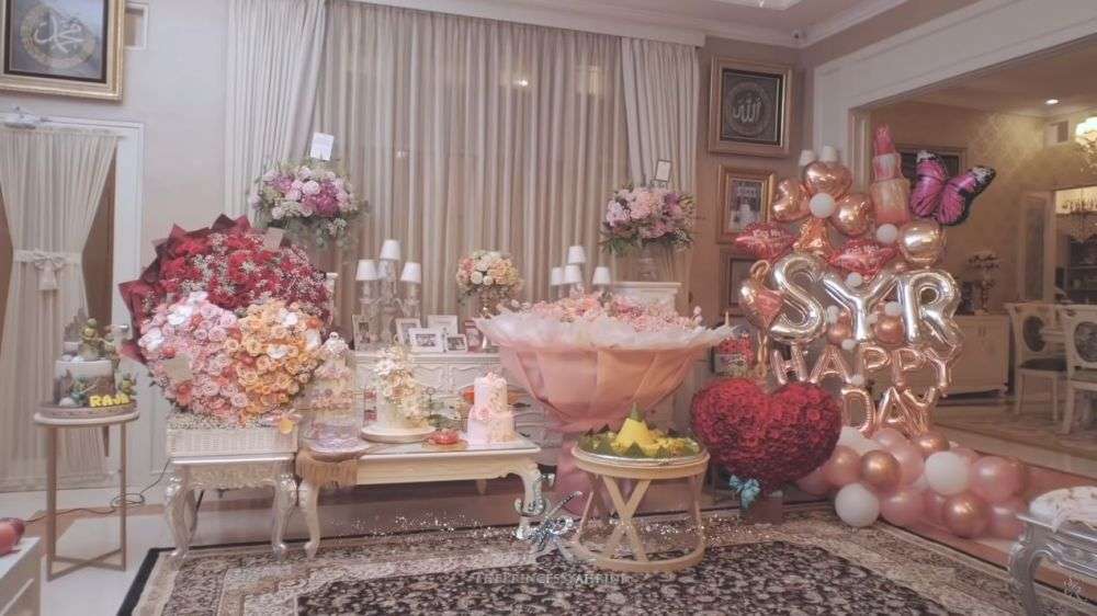 10 Potret Rumah Syahrini di Bogor, The Real Princess Tinggal di Istana, Penuh Kemewahan!