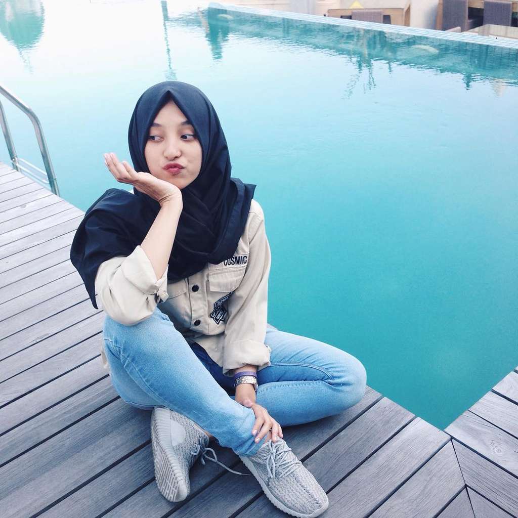 5 Potret Lawas Dinan Fajrina Istri Doni Salmanan, Parasnya Jadi Sorotan!