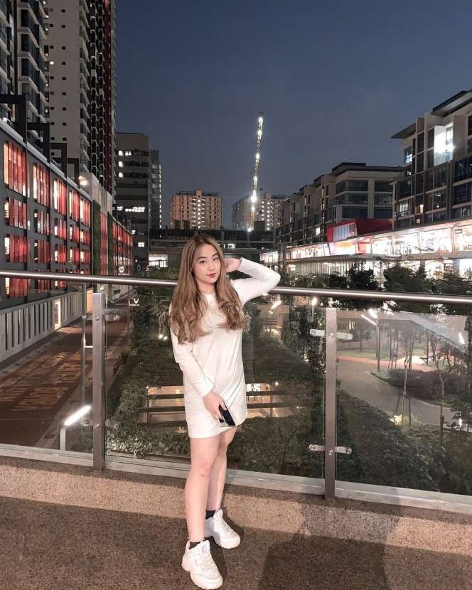 10 Potret Susyen Regina, Mantan Tunangan Indra Kenz yang Temani dari Nol, Cantik Banget!