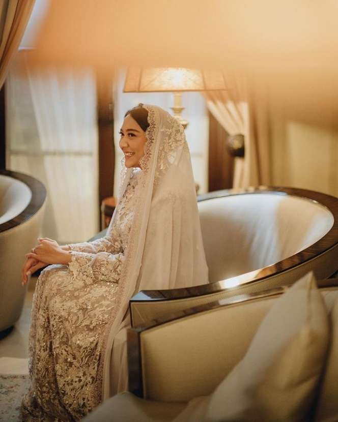 9 Momen Pengajian Putri Tanjung Jelang Pernikahan, Haru Banget!