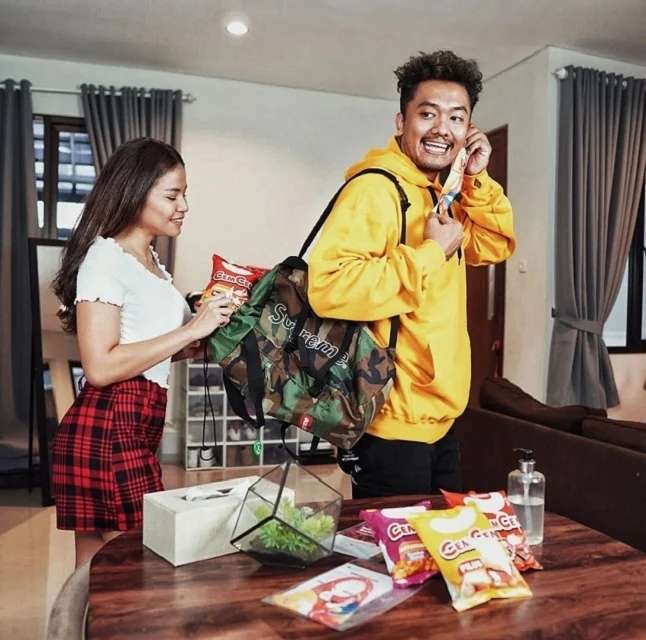 Potret Rumah 5 Artis yang Masih Ngontrak, Kondisi ‘Kontrakan’ Uus Disorot!