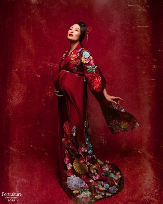 Sederet Potret Maternity Presenter Kenamaan, Jessica Iskandar Bergaya ala Beyonce