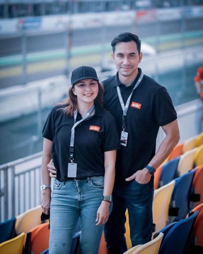 Sederet Potret Seleb Tanah Air Nonton Langsung MotoGP Mandalika, Rio Dewanto dan Ananda Omesh Beruntung Banget!