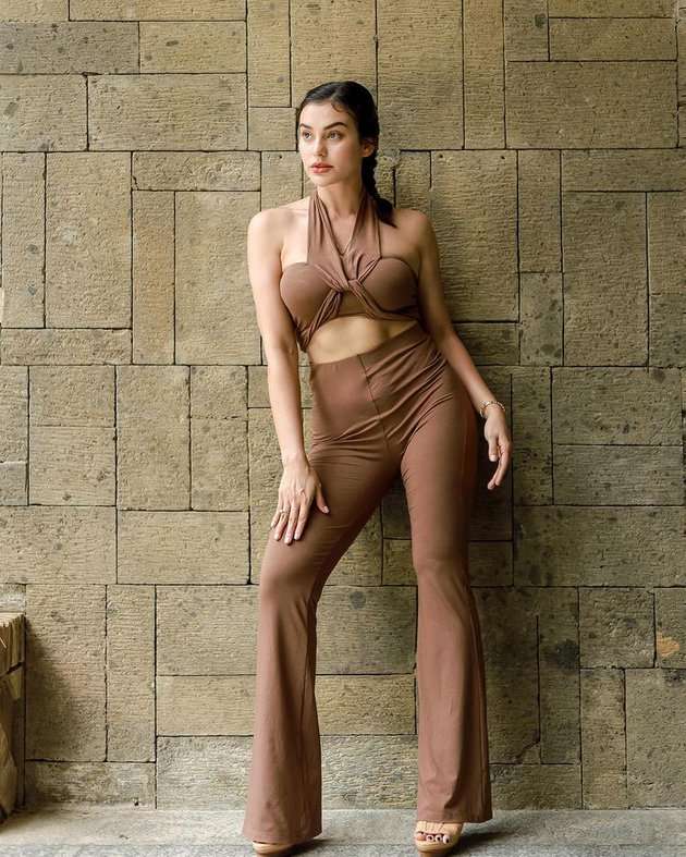 6 Potret Nora Alexandra Pamer Body Goals, Bikin Susah Kedip!