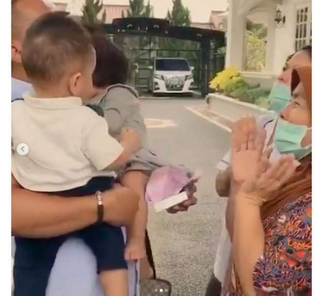 10 Potret Rumah Aisyahrani yang Jarang Tersorot, Tak Kalah dari Syahrini, Mewah Bak Istana!