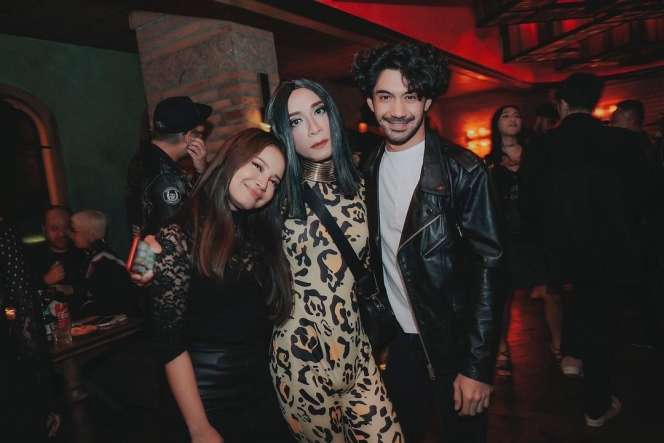 Potret Kemeriahan Ultah BCL ke-38, Pertemukan Ariel dan Luna Maya