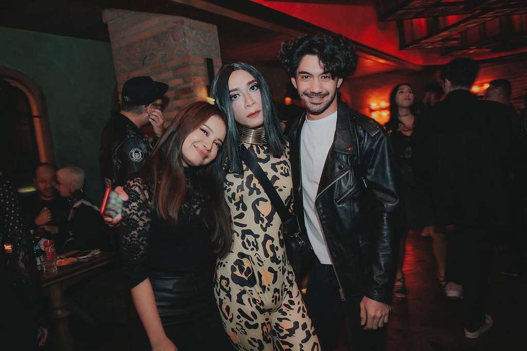 Potret Kemeriahan Ultah BCL ke-38, Pertemukan Ariel dan Luna Maya