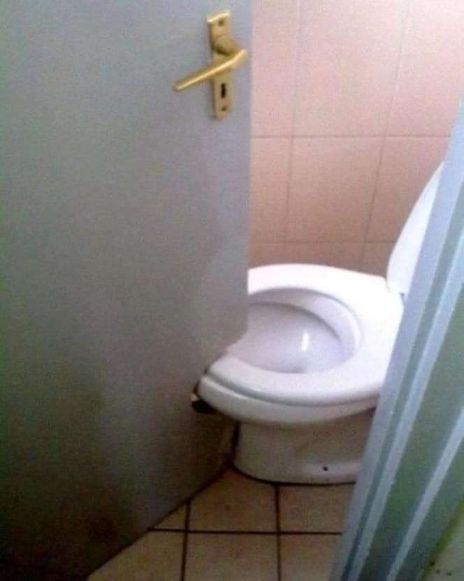 10 Desain Nyeleneh Ruangan di Dalam Rumah, Bikin Mikir Dua Kali!