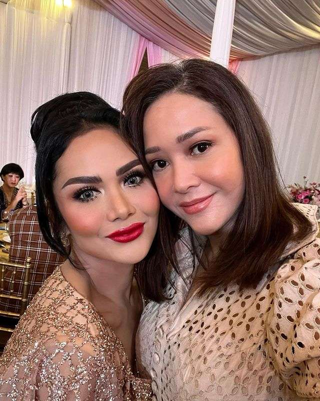 8 Momen Perayaan Ultah Krisdayanti, Penampilannya Jadi Sorotan!
