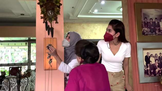 10 Potret Rumah ‘Mami Popon’ Nenek Raffi Ahmad, Mewah Bak Istana Keraton Rp 100 Miliar