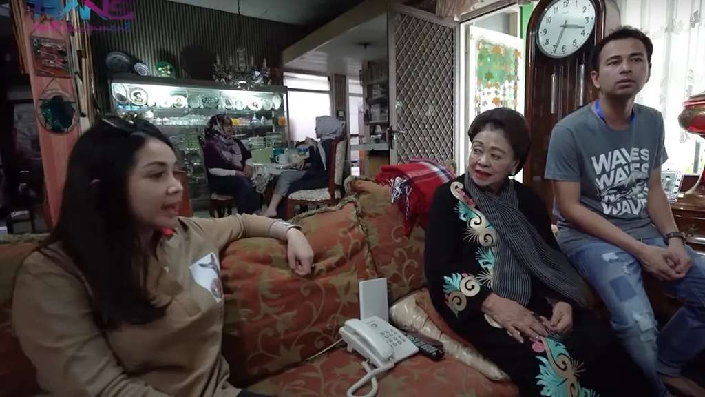 10 Potret Rumah ‘Mami Popon’ Nenek Raffi Ahmad, Mewah Bak Istana Keraton Rp 100 Miliar