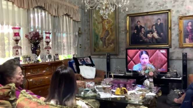 10 Potret Rumah ‘Mami Popon’ Nenek Raffi Ahmad, Mewah Bak Istana Keraton Rp 100 Miliar