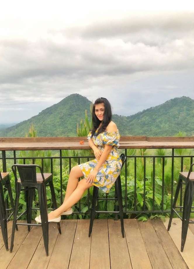 8 Potret Terbaru Bunga Niari, Mantan Istri Pertama Andika Kangen Band yang Jarang Terekspos!